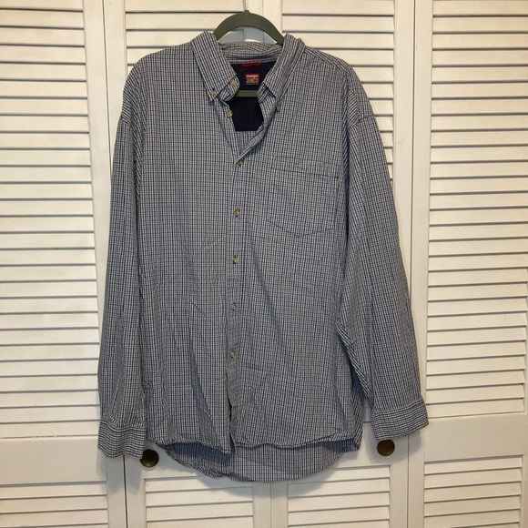Wrangler Other - Wrangler Blue Plaid Button Down Shirt Size Large